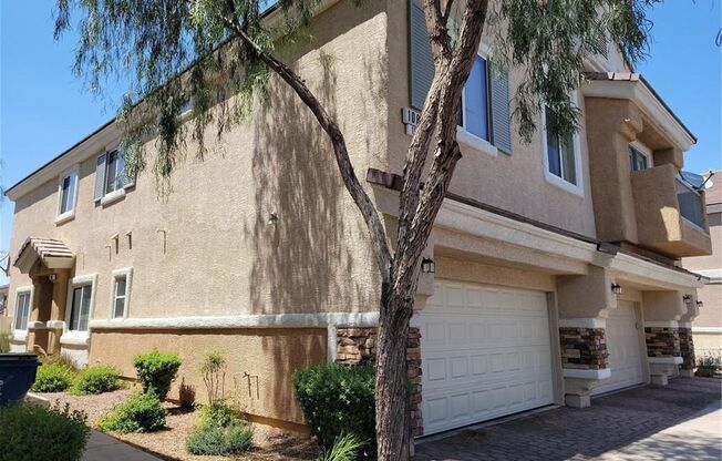 Gorgeous Henderson Townhome!!!