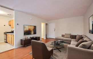 2710 Macomb St NW, Washington DC 203
