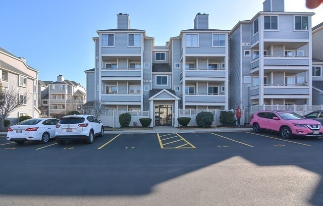 200 Falls Boulevard