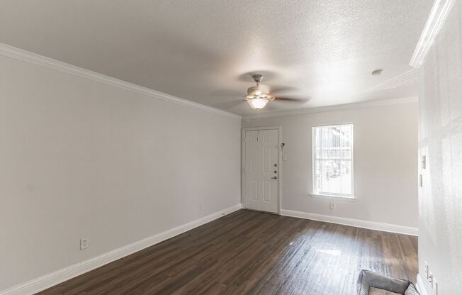 1 bed, 1 bath, 620 sqft, $999, Unit 201