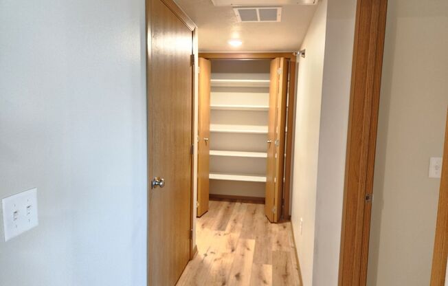 1 bed, 1 bath, 756 sqft, $1,195, Unit 3520 301