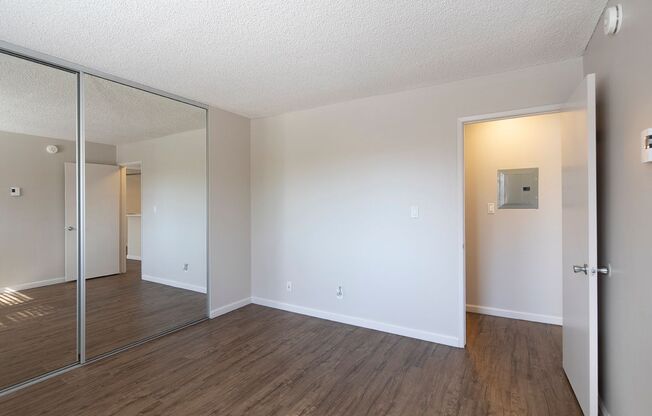 1 bed, 1 bath, $2,795, Unit 27-07