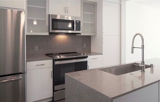 1 bed, 1 bath, 714 sqft, $3,035, Unit 309