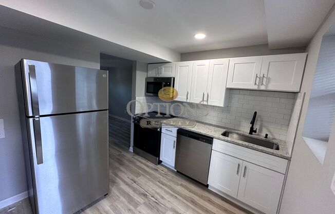 2 beds, 1 bath, $1,550, Unit A1