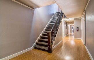 Studio, 1 bath, 196 sqft, $900, Unit 7