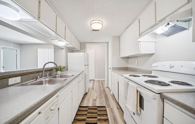 2 beds, 2 baths, 968 sqft, $949, Unit 86005