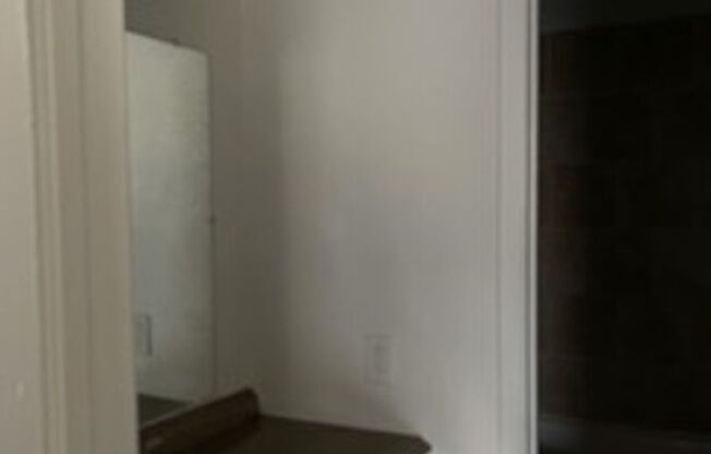 2 beds, 1.5 baths, 1,018 sqft, $1,500, Unit 1001