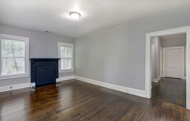 Large 3BR/2BA Downtown Home Walking Distance to Daffin Park