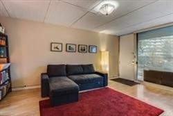 2 beds, 1 bath, 810 sqft, $3,000, Unit T35