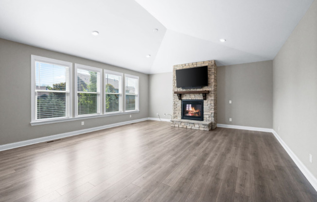 1613 LAMPWICK CT