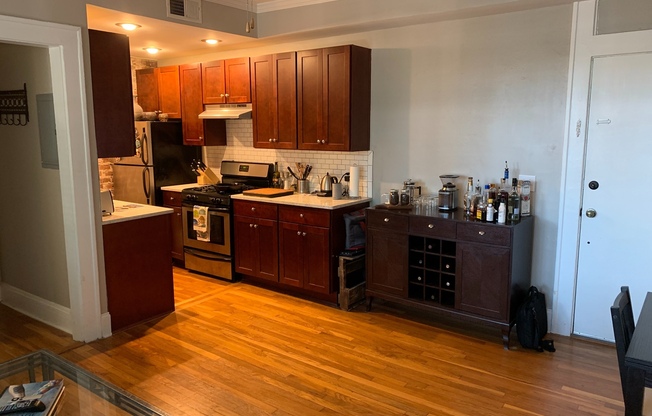 1 bed, 1 bath, $1,600