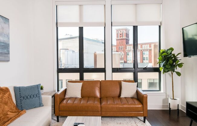 1 bed, 1 bath, 737 sqft, $1,780, Unit 501