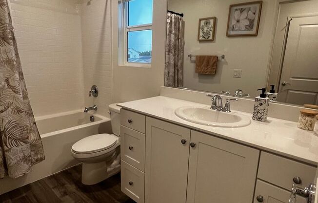 MOVE-IN SPECIAL FOR THE FIRST 6 MONTHS $200.00 OFF THE RENT! (first 6 months ONLY)***New Rental Home******DISCLAIMER*** THIS HOME COMES WITH AN ADU ATTACHED TO THE HOME AND IS ALREADY OCUPPIED!
