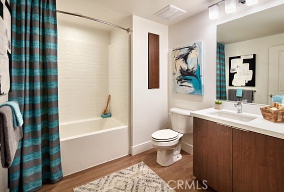 3 beds, 2.5 baths, 1,478 sqft, $4,327, Unit 35104