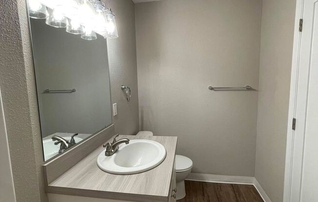 1 bed, 1 bath, 600 sqft, $1,350, Unit 41