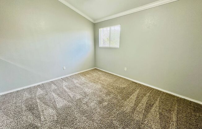 Studio, 1 bath, 500 sqft, $750, Unit 208