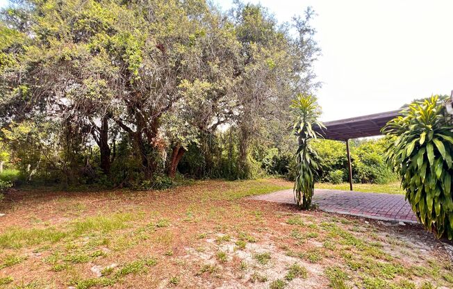 Spacious 4-Bedroom Home in Prime Orlando Location – Comfort, Style & Convenience! WASHER & DRYER INCLUDED!