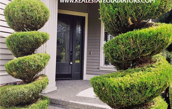 Stunning 4-Bedroom Home for Rent in Bothell!