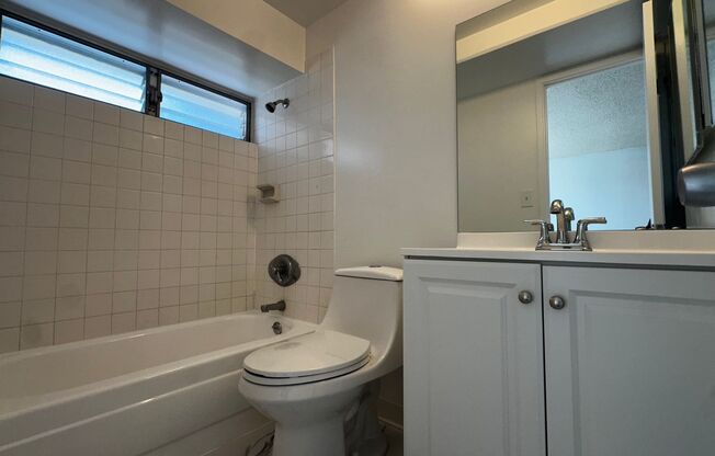 Studio, 1 bath, $1,600