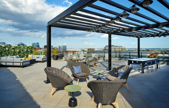 Newly Renovated Sun Deck With Fire Pit