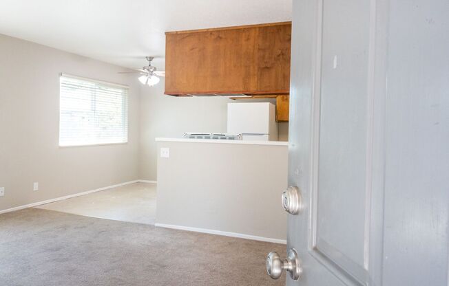 2BD/1BA! Private Huge Garage! Laundry! Patio! PROGRESSIVE