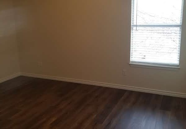 2 story duplex in West Fort Worth