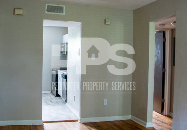 657 JOHN WESLEY DOBBS AVE NE