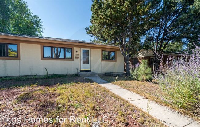 1323 Columbine Blvd