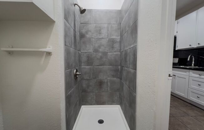 Studio, 1 bath, 190 sqft, $1,695, Unit B