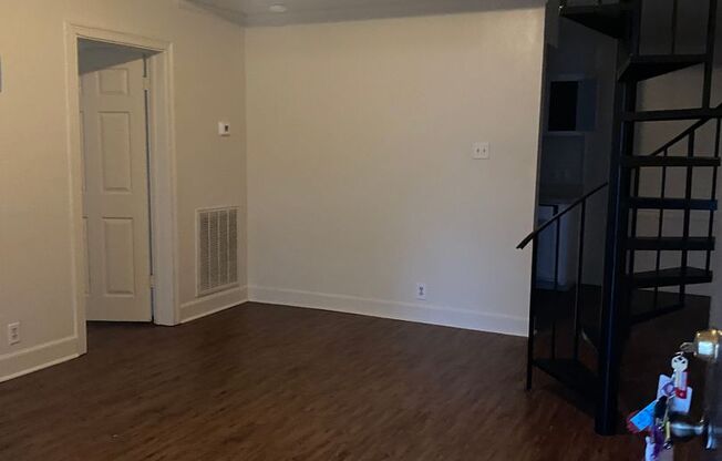 1825 Starboard Dr