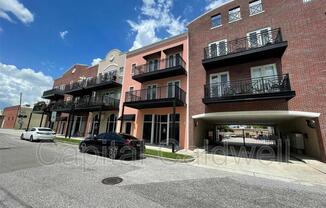 2002 E 5th Ave unit 303