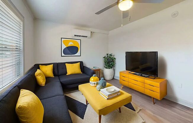 1 bed, 1 bath, 450 sqft, $1,479, Unit 1405-03