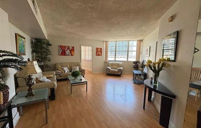 825 Brickell Bay Dr unit 847 (A11837734)