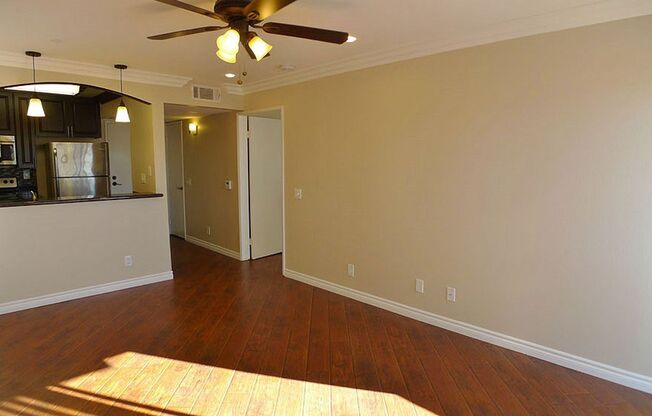 1 bed, 1 bath, 650 sqft, $2,095, Unit 212