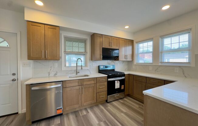 Get 1/2 off 1 month rent! Charming 4BD/2BA Home in Arbutus, MD!