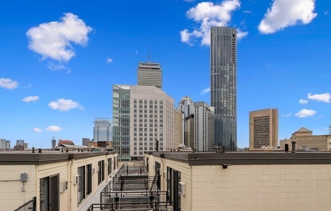 1 bed, 1 bath, 400 sqft, $2,700, Unit 329