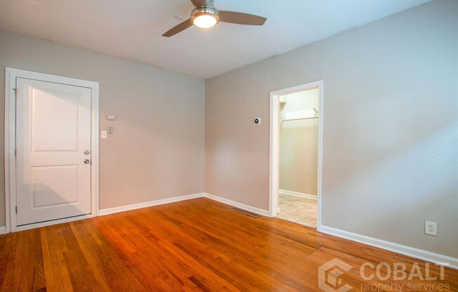 Studio, 1 bath, 500 sqft, $1,299, Unit 12