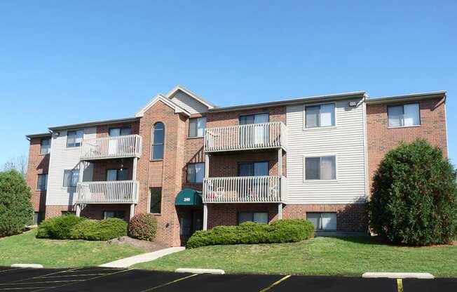 Courtyards With Plantation at Fox Run, Dayton, Ohio