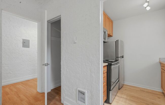 1 bed, 1 bath, 625 sqft, $1,595, Unit 109