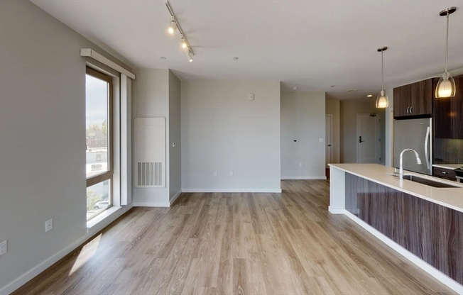 2 beds, 2 baths, 1,064 sqft, $3,450, Unit 2-10