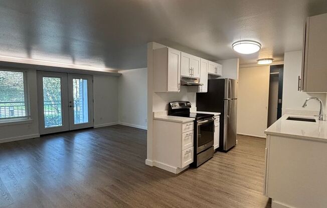 1 bed, 1 bath, 800 sqft, $1,850, Unit 2727 - 205