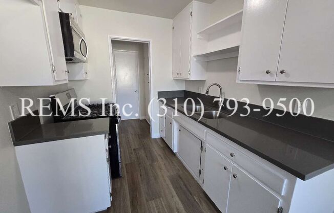 1 bed, 1 bath, 550 sqft, $1,775, Unit F