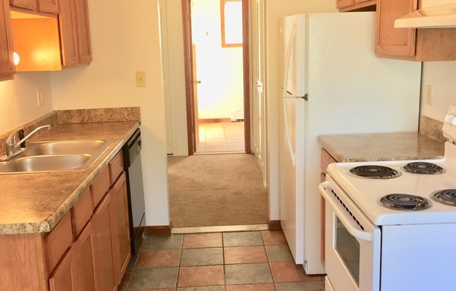 1 bed, 1 bath, 800 sqft, $1,195, Unit 11