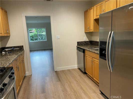 3 beds, 2 baths, 1,517 sqft, $4,400