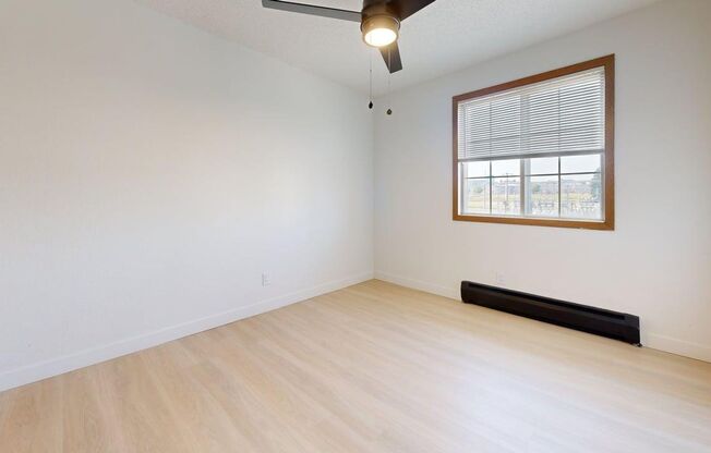 3 beds, 2 baths, 1,282 sqft, $1,440, Unit 316