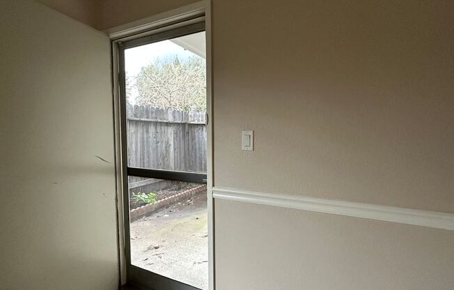 1 bed, 1 bath, 650 sqft, $1,525, Unit 494203