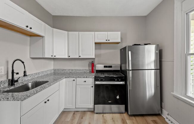 Beautiful 2 bedroom home in Homestead available August 1!