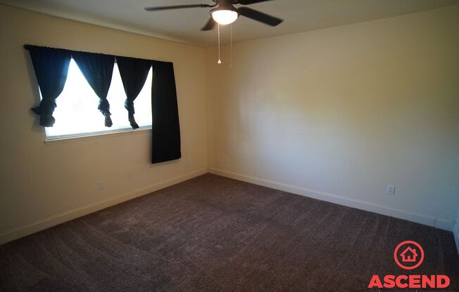 3 beds, 2 baths, $2,400