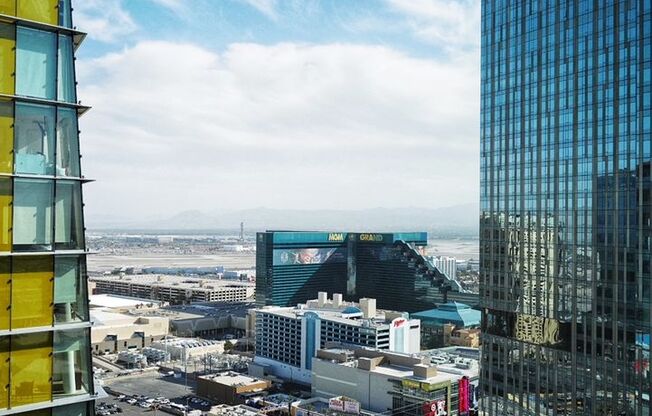 1 bed, 1 bath, 936 sqft, $2,750, Unit S Las Vegas Blvd #2907