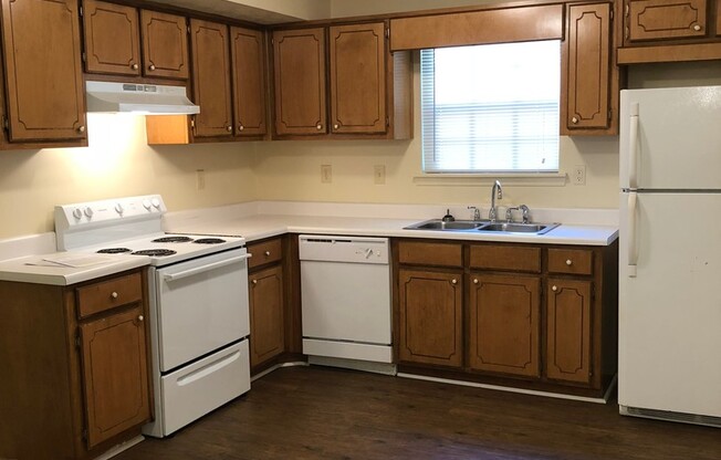 2 beds, 1.5 baths, $1,350